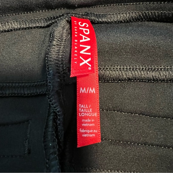 SPANX Hi-Rise Flare Pants Size Medium Tall NWT Black Ponte Knit Capsule Wardrobe - Picture 6 of 7
